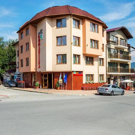 Family Hotel Romantika Velingrad Ngoại thất bức ảnh