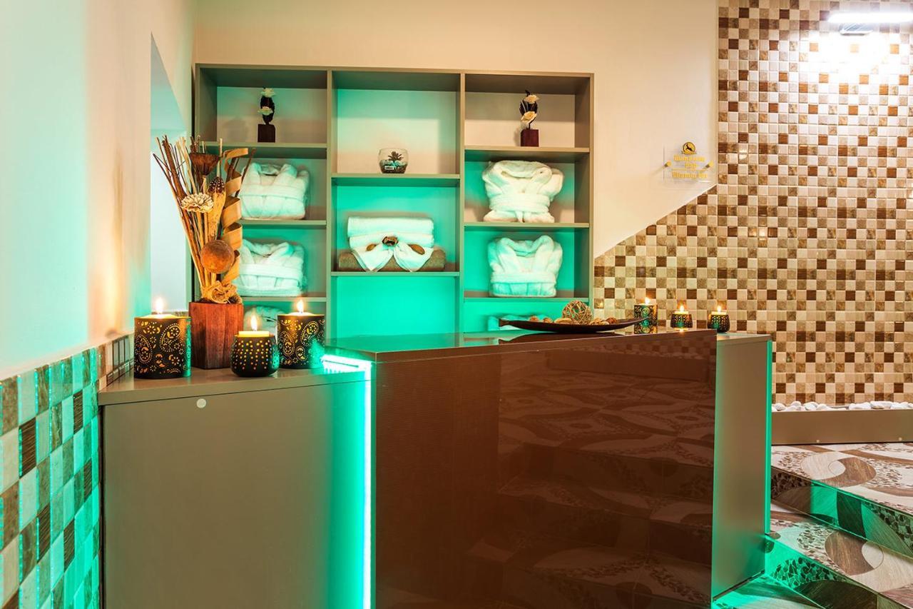 Family Hotel Romantika Velingrad Ngoại thất bức ảnh