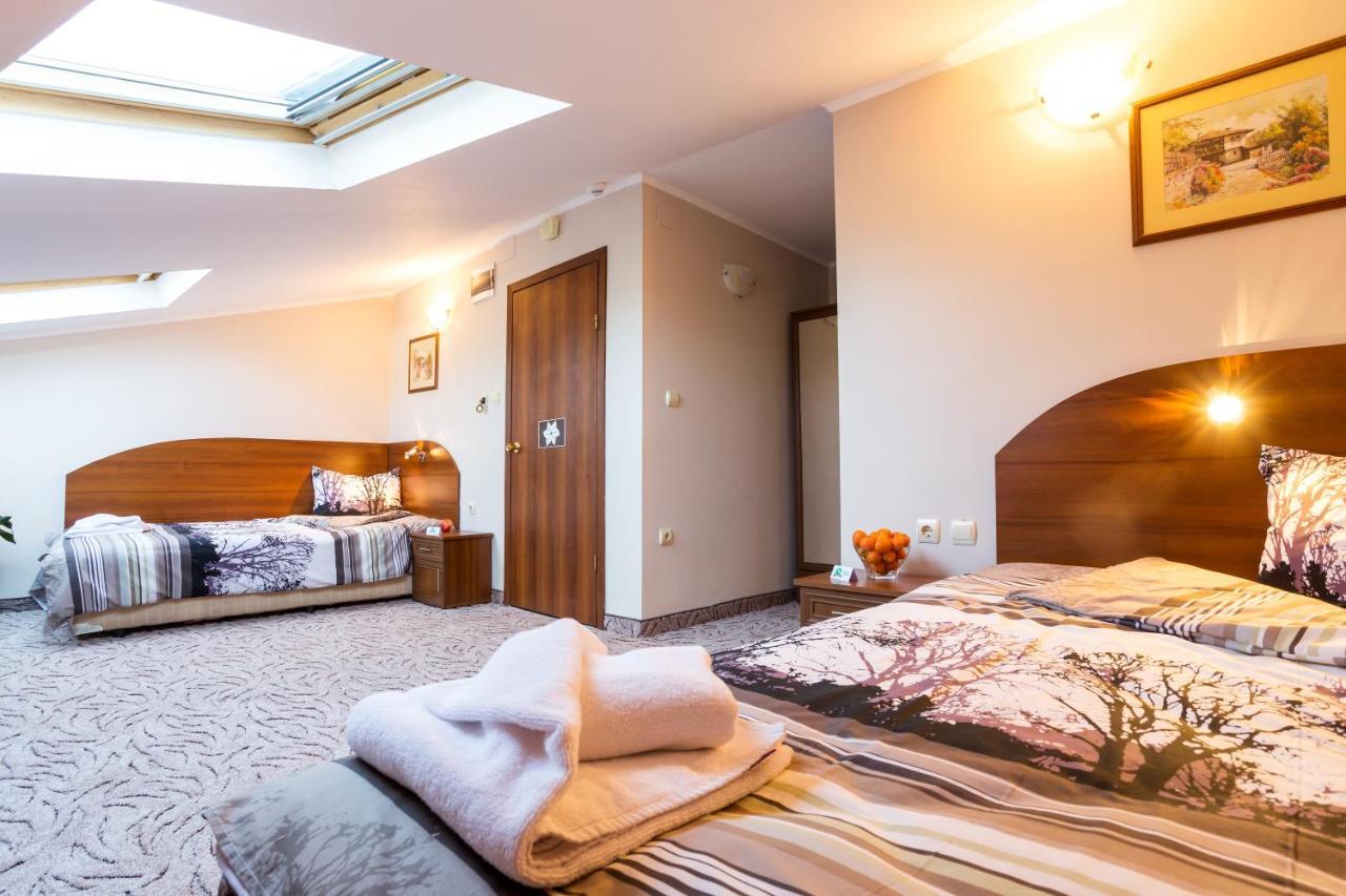 Family Hotel Romantika Velingrad Ngoại thất bức ảnh