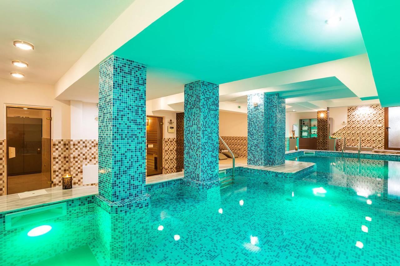 Family Hotel Romantika Velingrad Ngoại thất bức ảnh