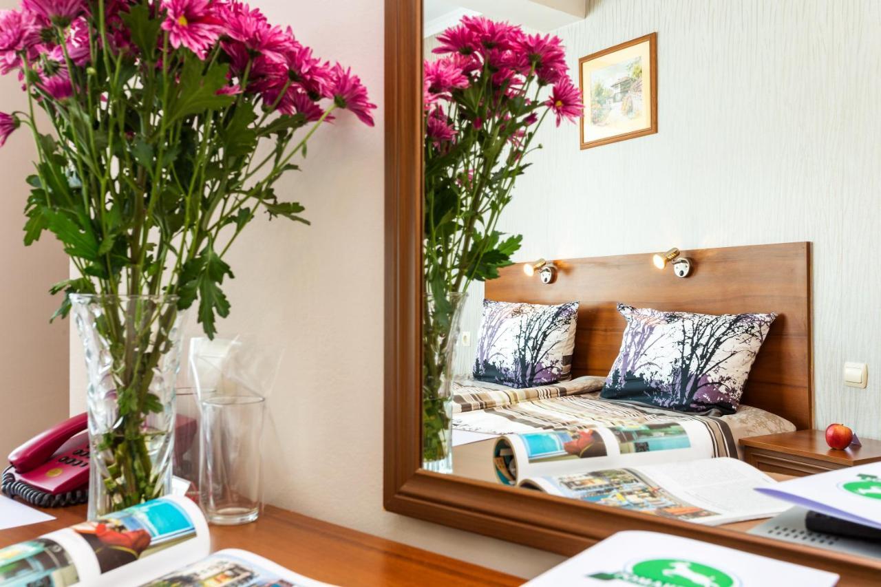 Family Hotel Romantika Velingrad Ngoại thất bức ảnh