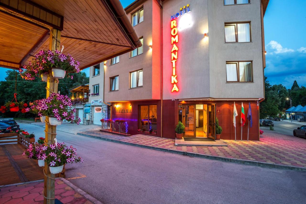 Family Hotel Romantika Velingrad Ngoại thất bức ảnh
